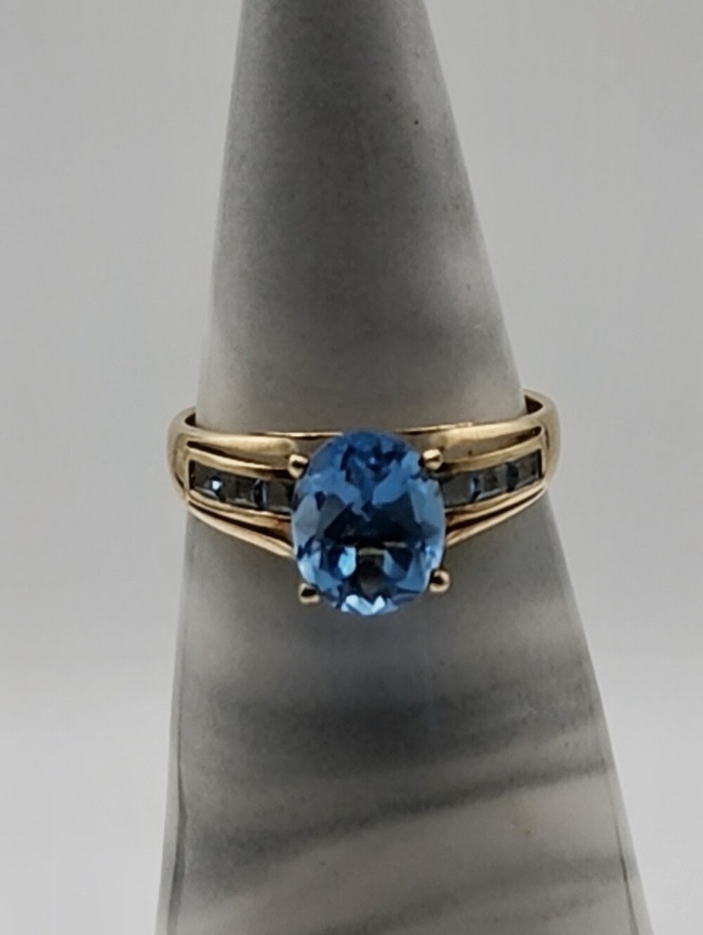9K Yellow Gold Swiss Blue Topaz Oval Gemstone Ring Size 9 KN Kiran Jewels